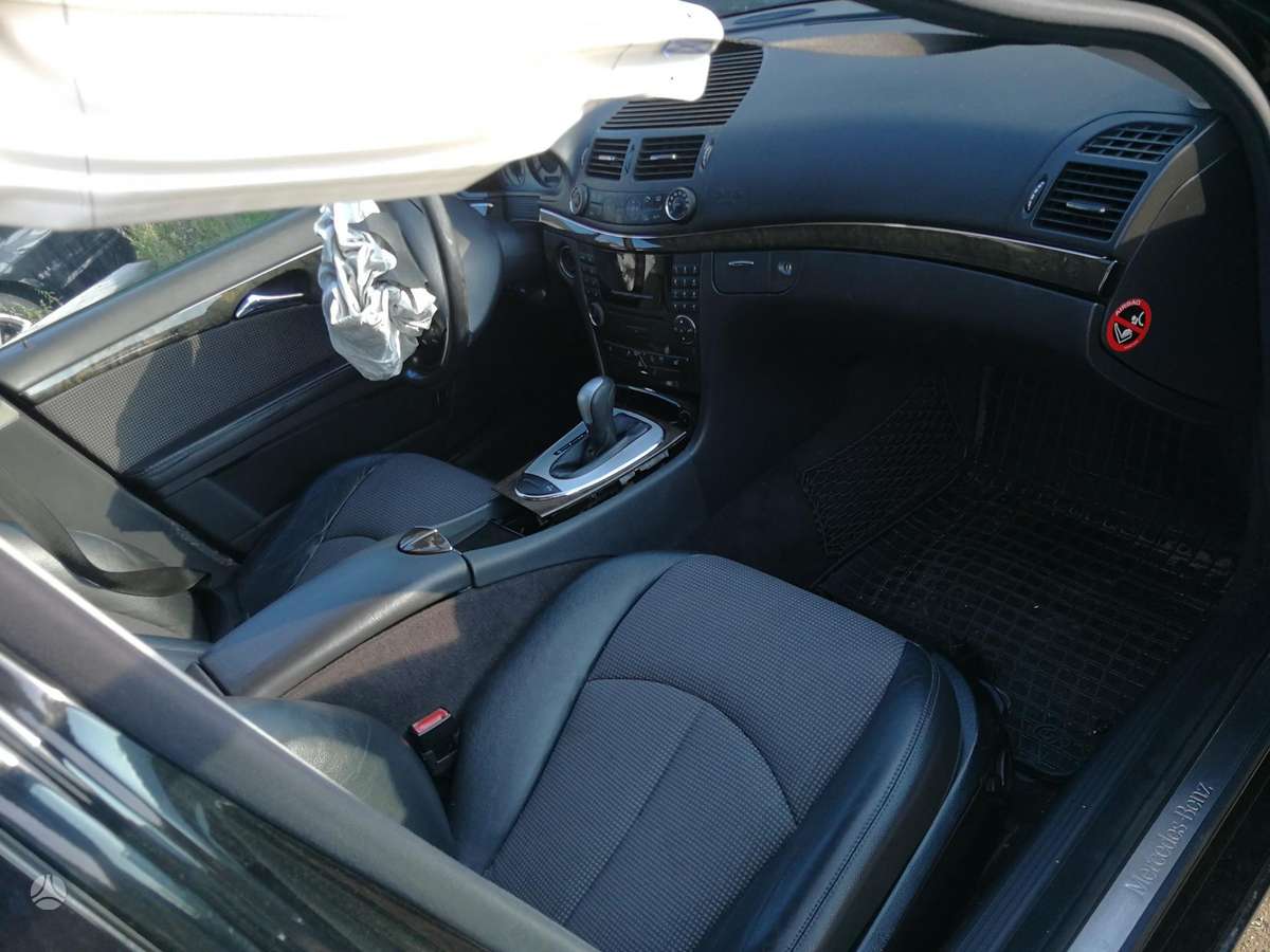 Mercedes-Benz E klasė по частям