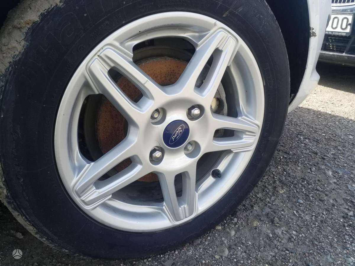 Ford Fiesta rezerves daļās