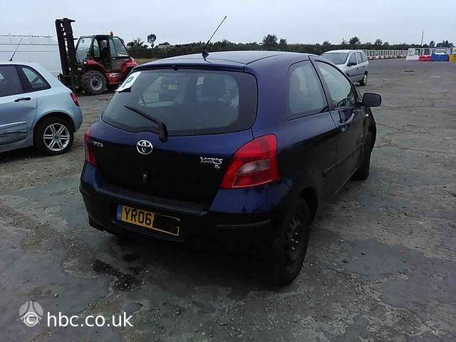 Toyota Yaris for parts