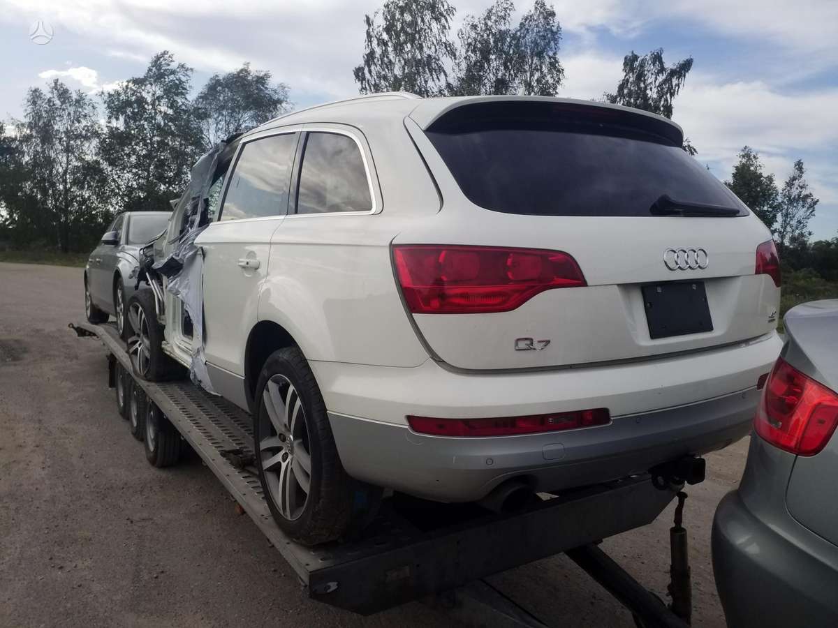 Audi Q7 rezerves daļās