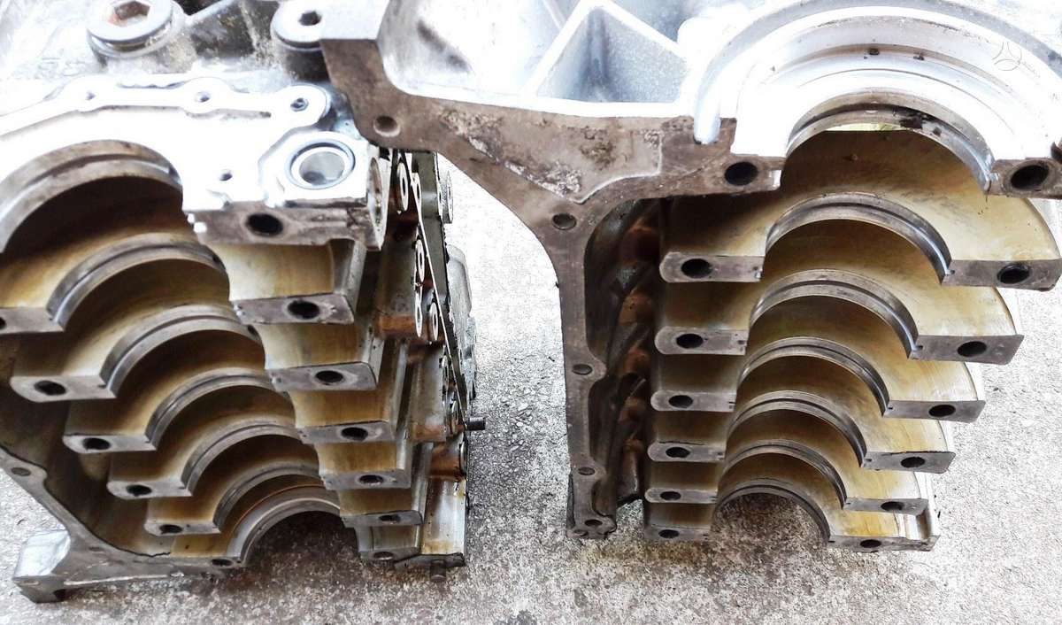 Subaru Outback, EZ30D, variklio detalės