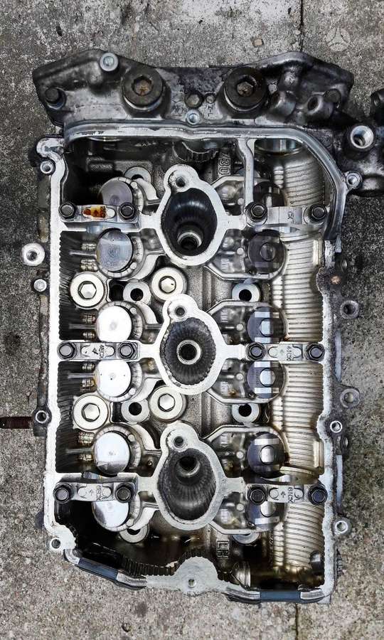 Subaru Legacy, EZ30D, variklio detalės