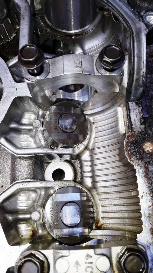 Subaru Legacy, EZ30D, variklio detalės