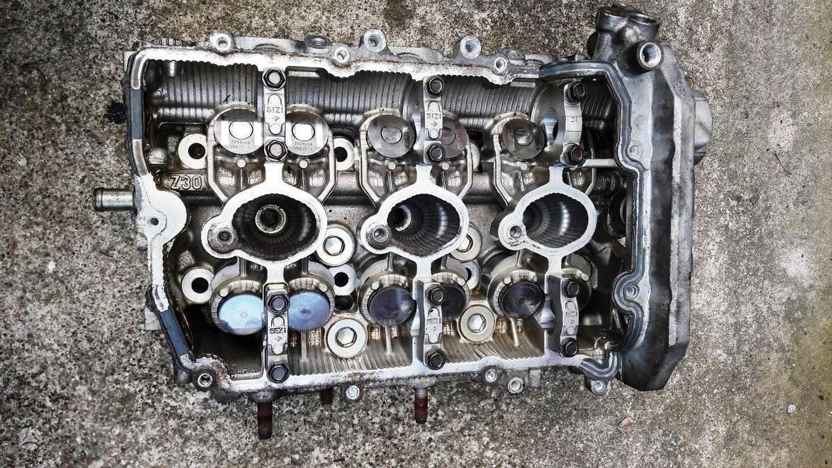 Subaru Legacy, EZ30D, детали двигателя