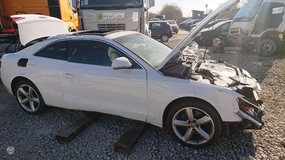 Audi A5 dalimis