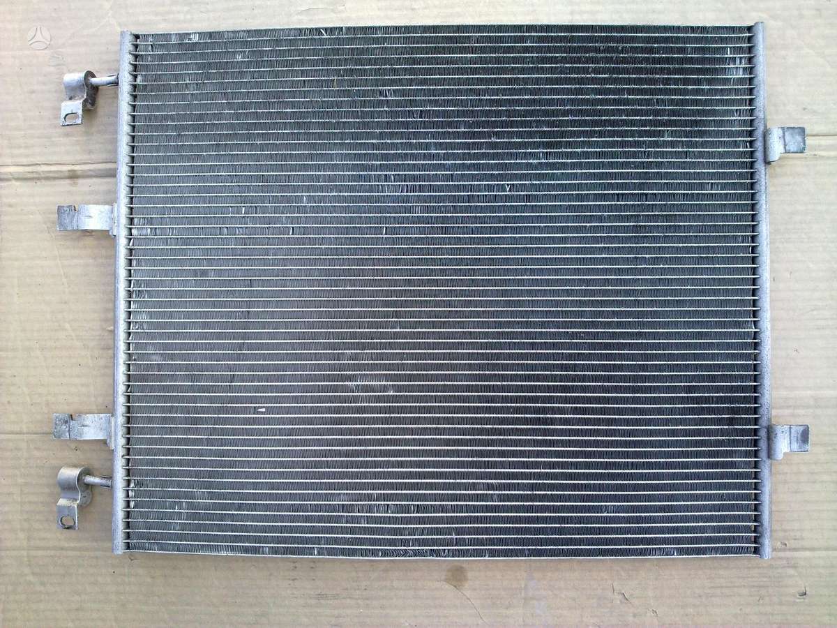 Nissan Primastar a/c condenser, water radiator