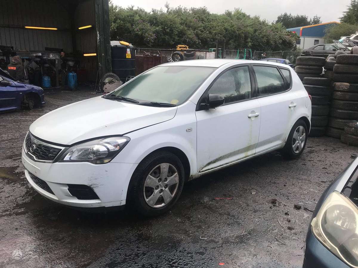 Kia Ceed по частям