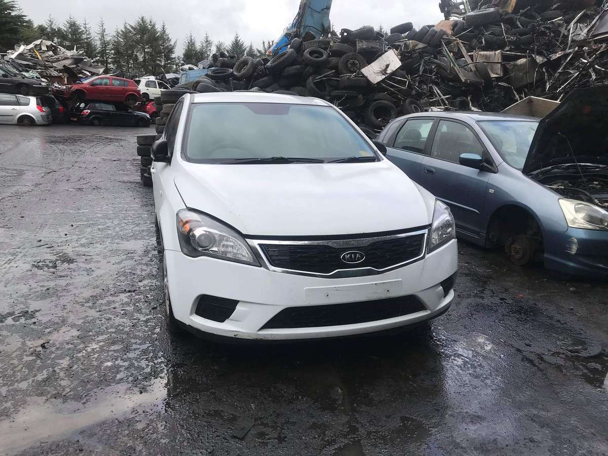 Kia Ceed по частям