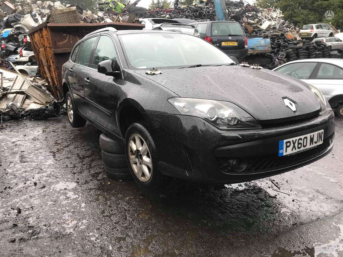 Renault Laguna for parts