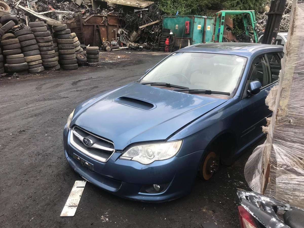 Subaru Legacy по частям