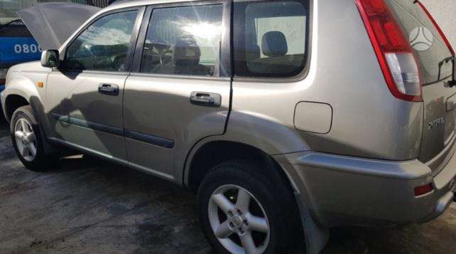 Nissan X-Trail kėbulo dalys