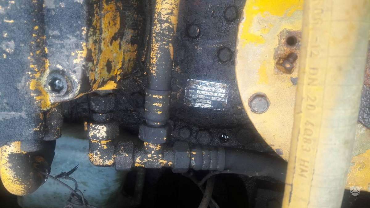 Liebherr 922, statybos ir kelių tiesimo technika