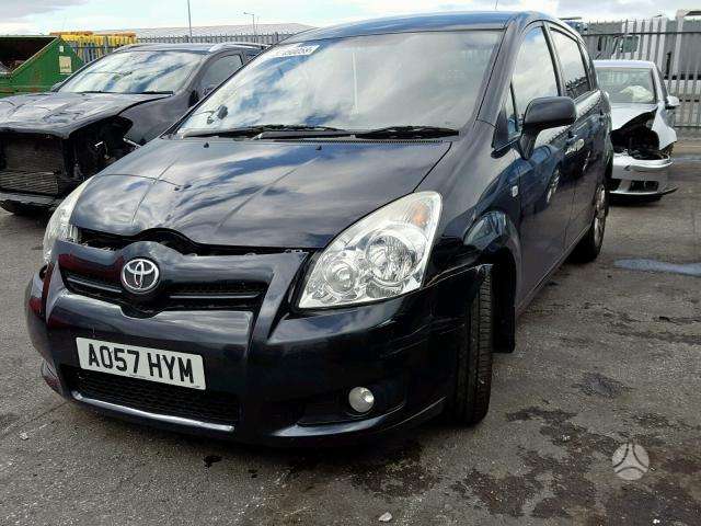 Toyota Corolla Verso rezerves daļās