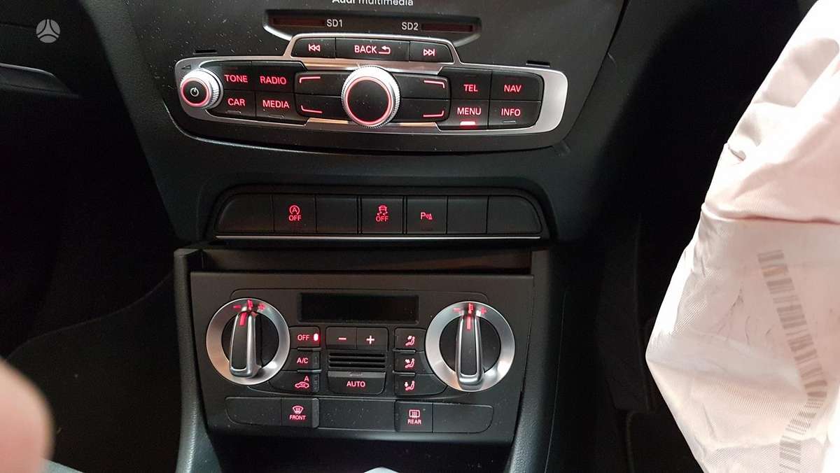 Audi Q3 Dalimis is anglijos