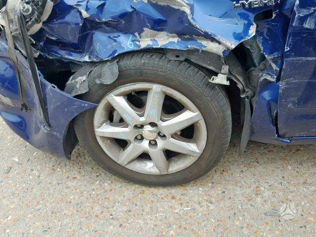 Toyota Prius по частям
