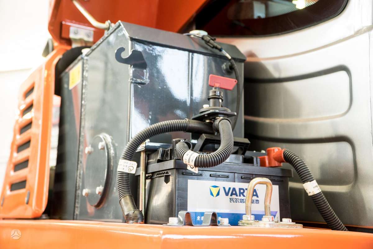 Atlas AC25F, mini excavator
