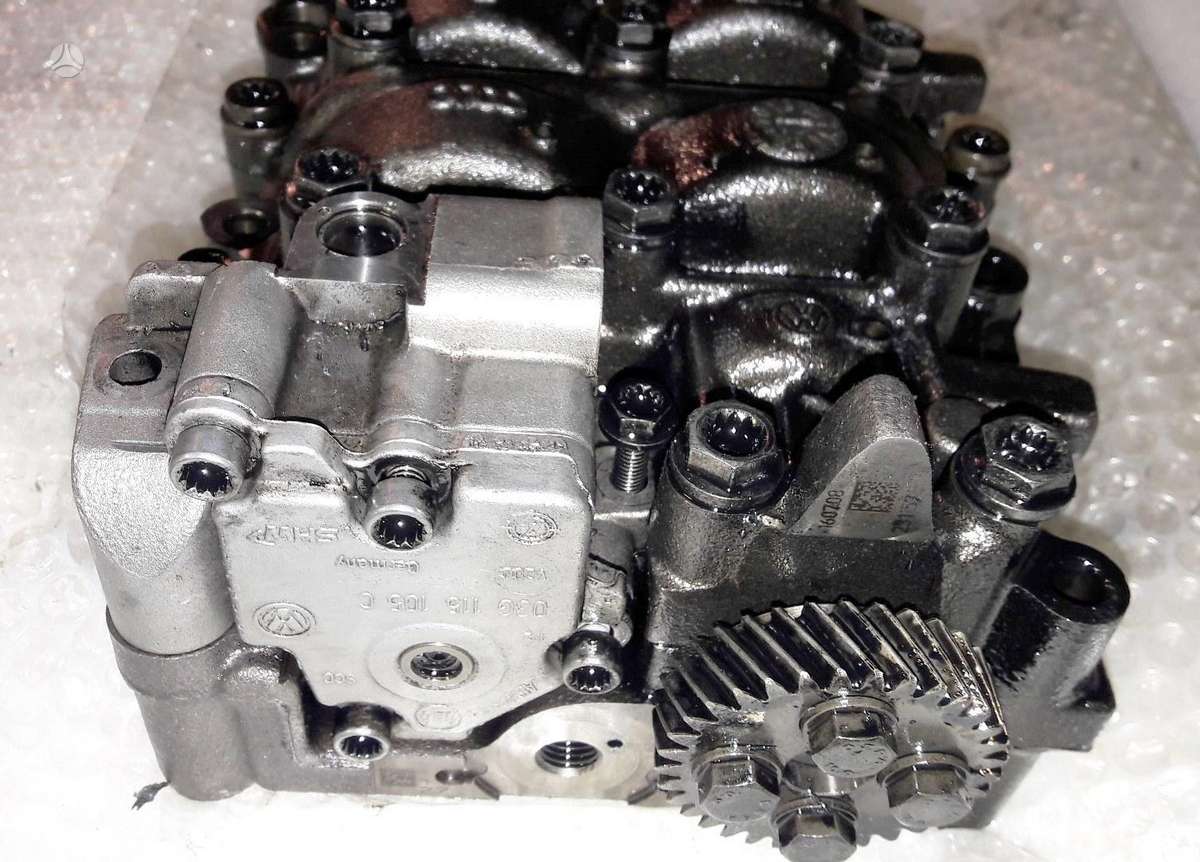 Audi A4, 03G115105C, dzinēja detaļas