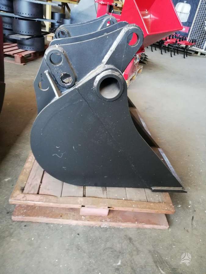 Komatsu WB-93   PW-160, buckets