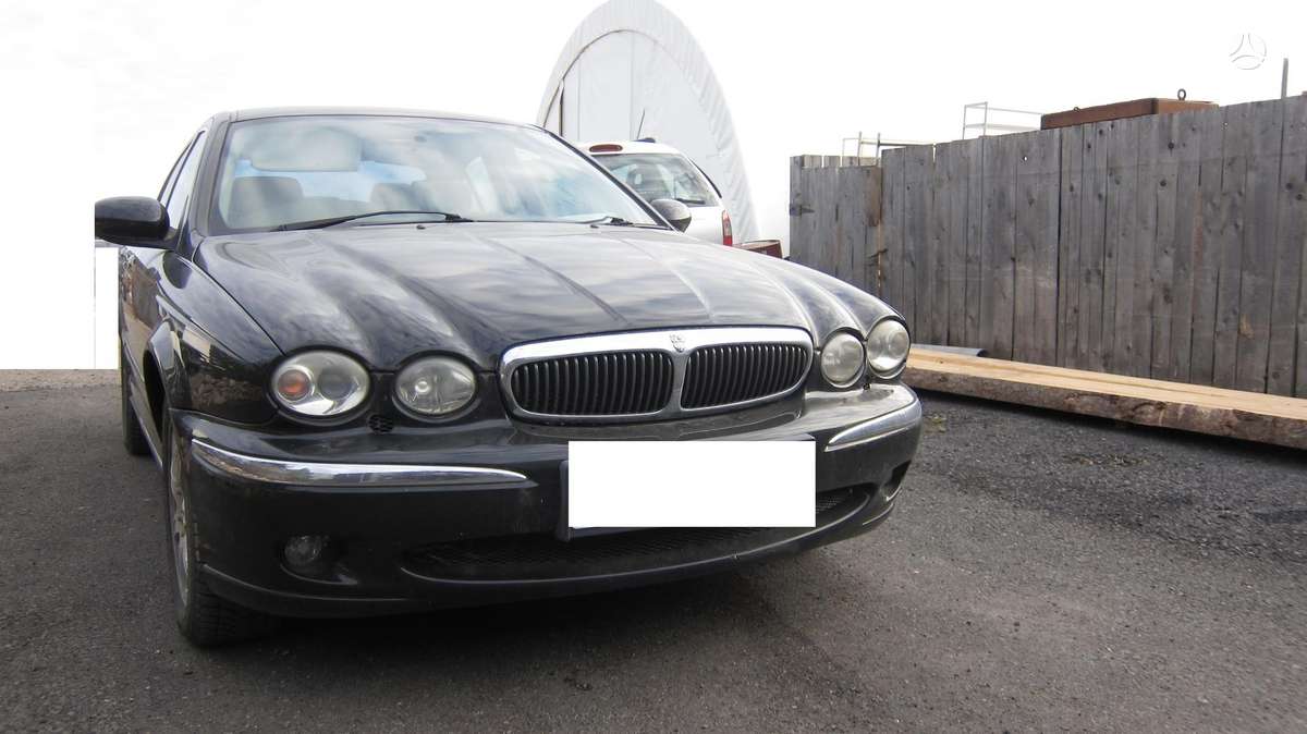 Jaguar X-Type