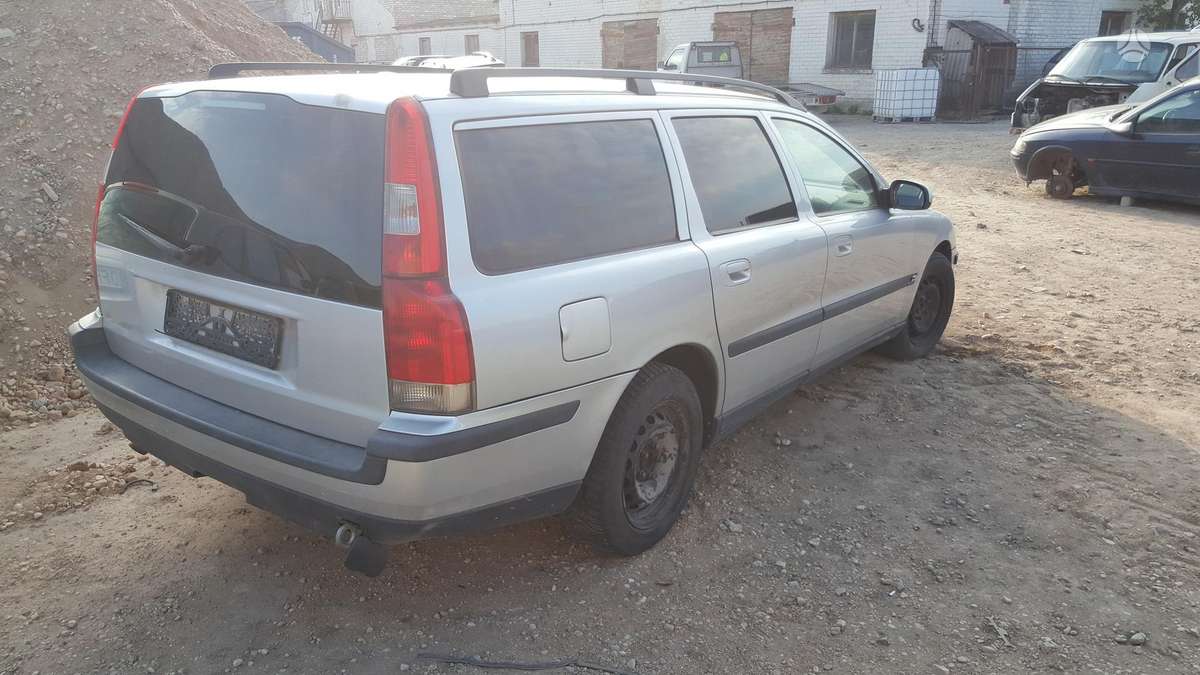 Volvo V70