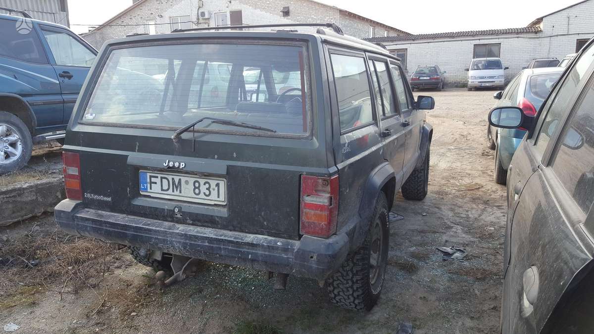Jeep Cherokee