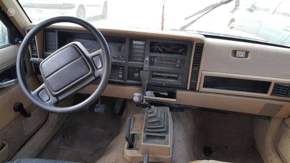 Jeep Cherokee