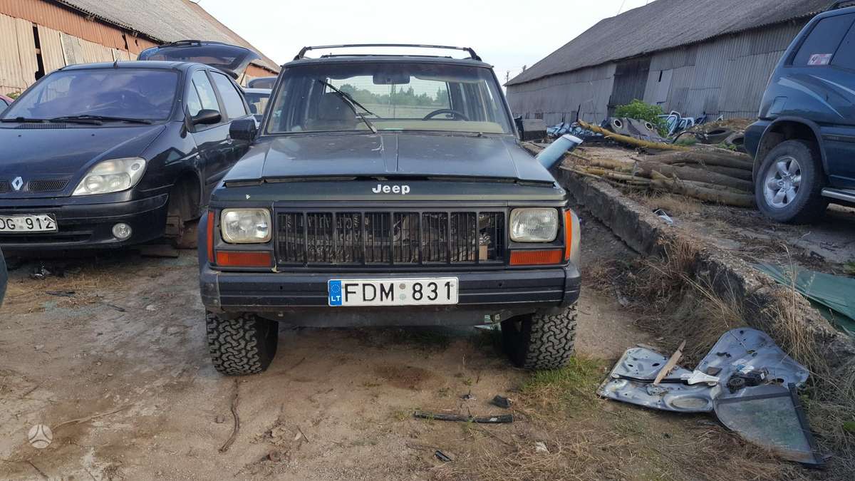 Jeep Cherokee