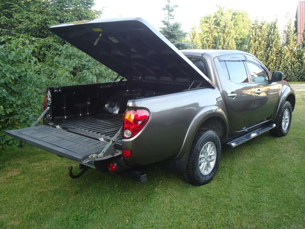 Mitsubishi L200 kėbulo dalys