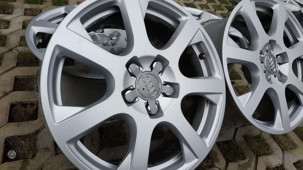 Audi, vieglmetāla, R17