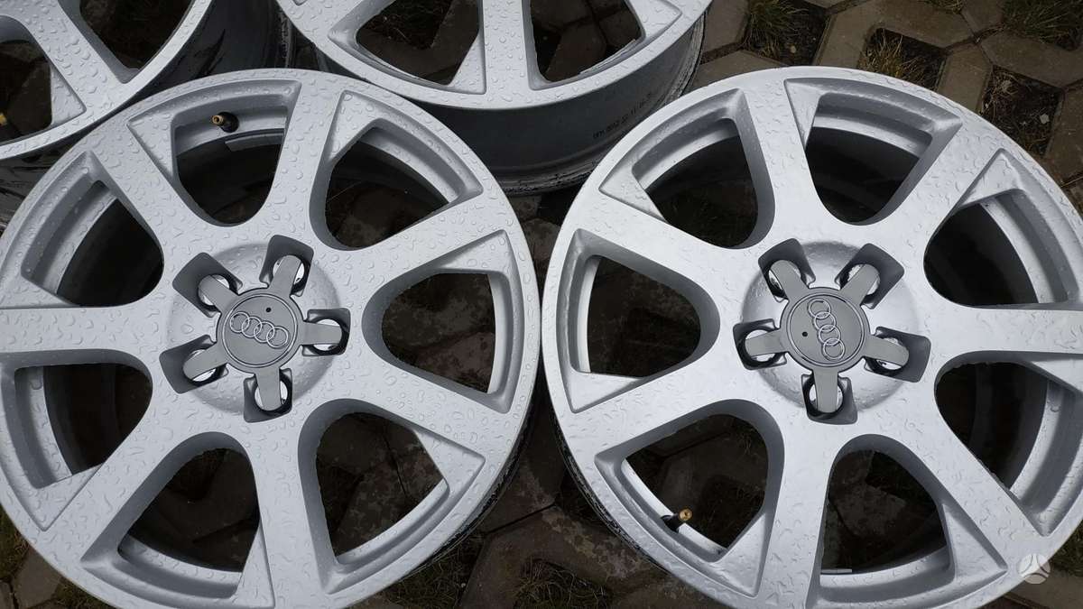 Audi, lengvojo lydinio, R17