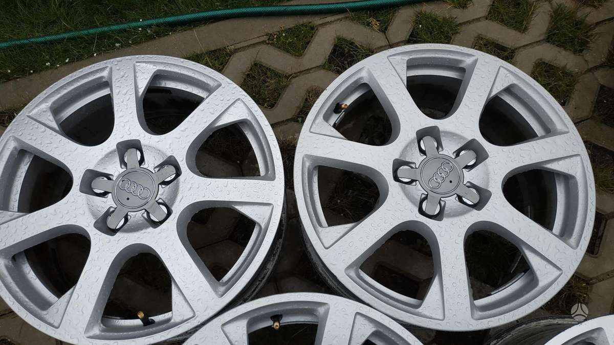 Audi, lengvojo lydinio, R17