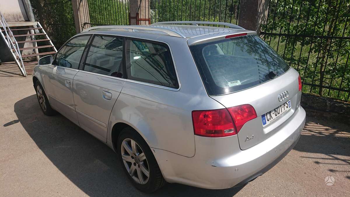 Audi A4 по частям