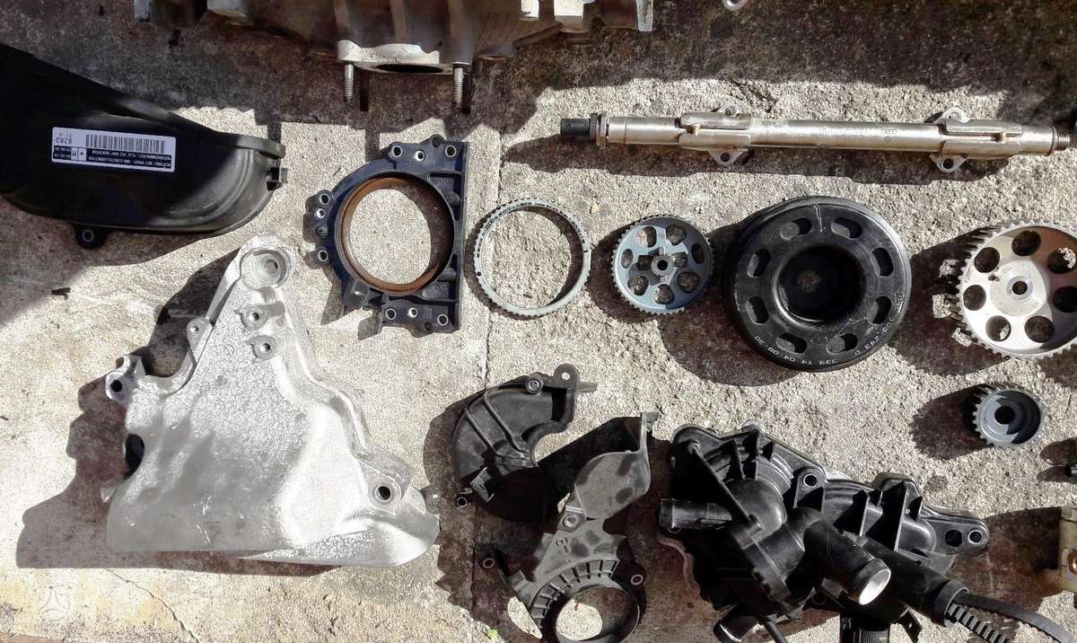 Volkswagen Polo, CJZ, детали двигателя