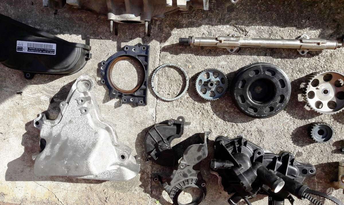 Volkswagen Golf, CJZ, variklio detalės