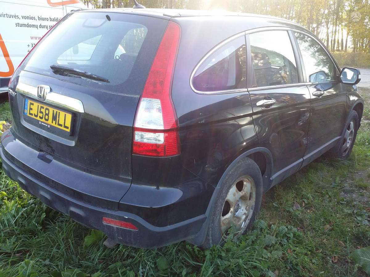 Honda CR-V dalimis. Anglas dalimis