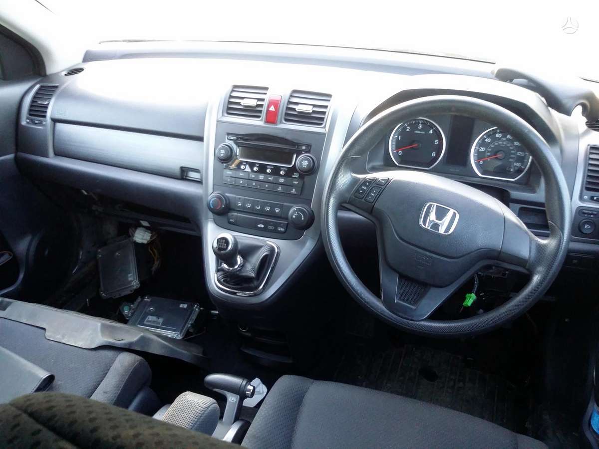 Honda CR-V dalimis. Anglas dalimis