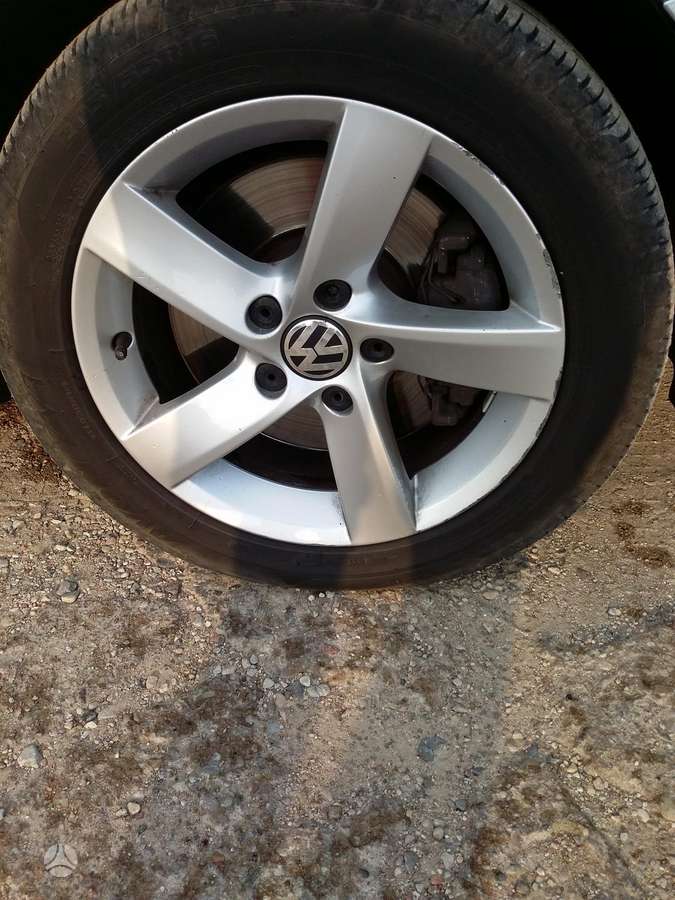 Volkswagen Passat по частям. Anglas dalimis