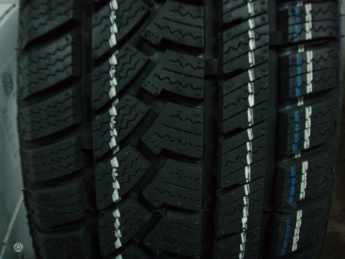 -Kita-, зимние 215/60 R16