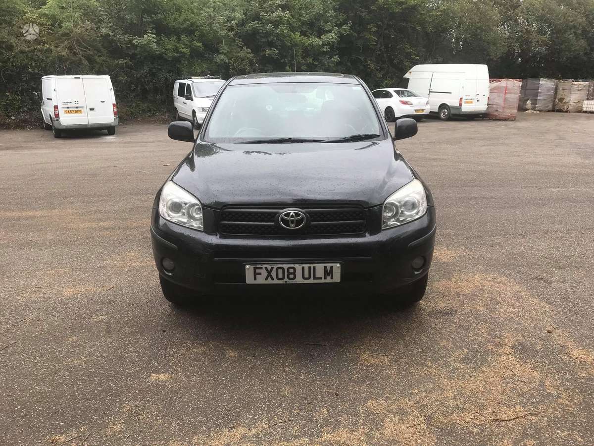 Toyota RAV4 dalimis
