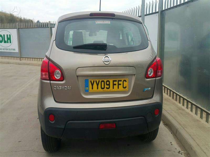 Nissan Qashqai по частям. Dalimis