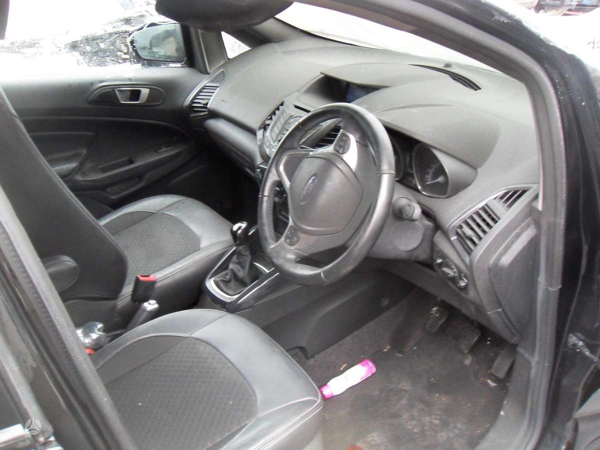 Ford EcoSport по частям