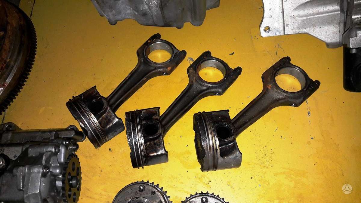 Mini Countryman, B38A15A, variklio detalės