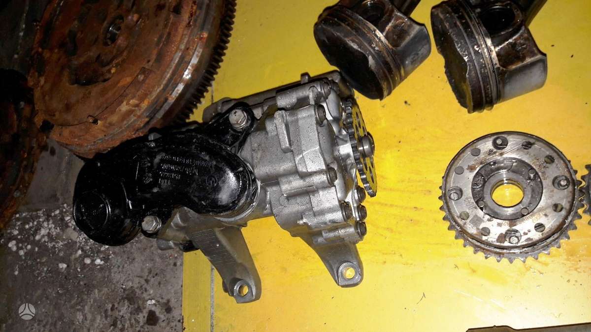 Mini Countryman, B38A15A, variklio detalės