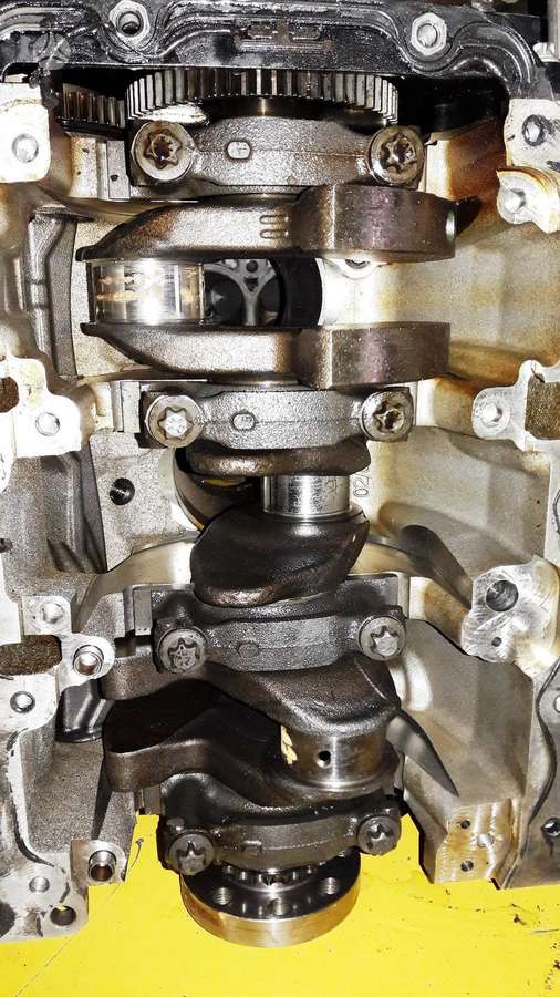 Mini Countryman, B38A15A, variklio detalės