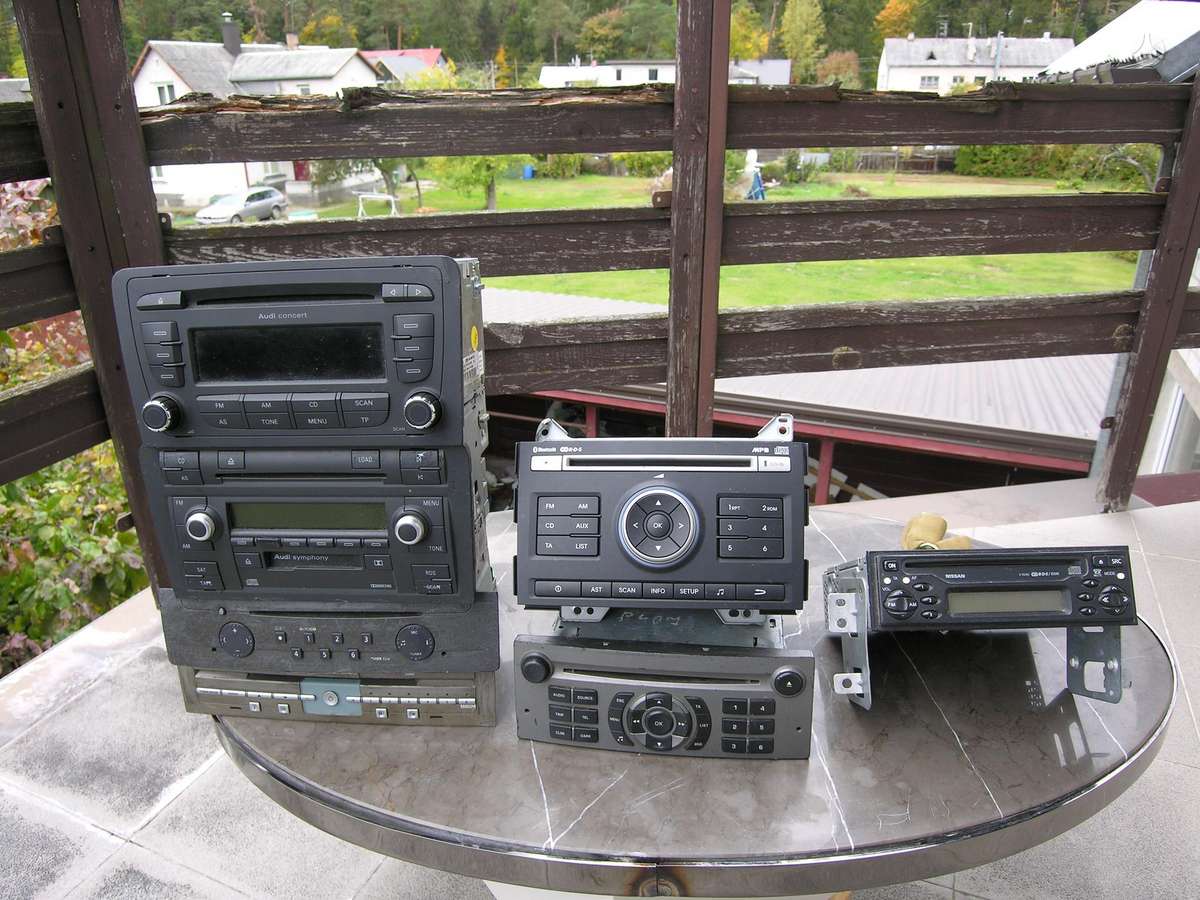 Skoda AUTO  SWING , AUTO STREAM ,  AUTO  BLUES, cd / mp3 grotuvai