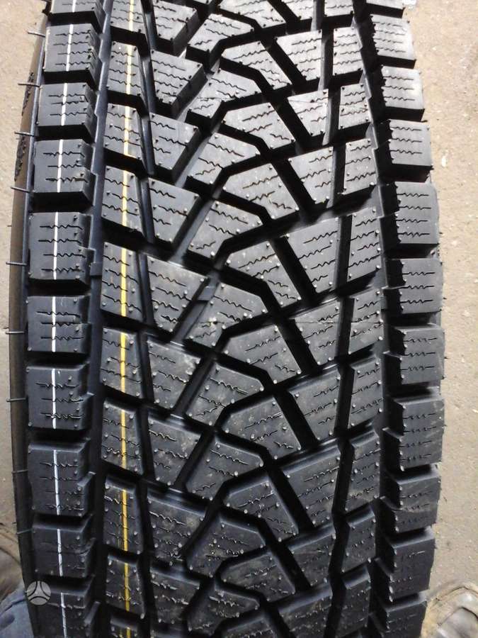 -Kita-, winter 235/60 R18