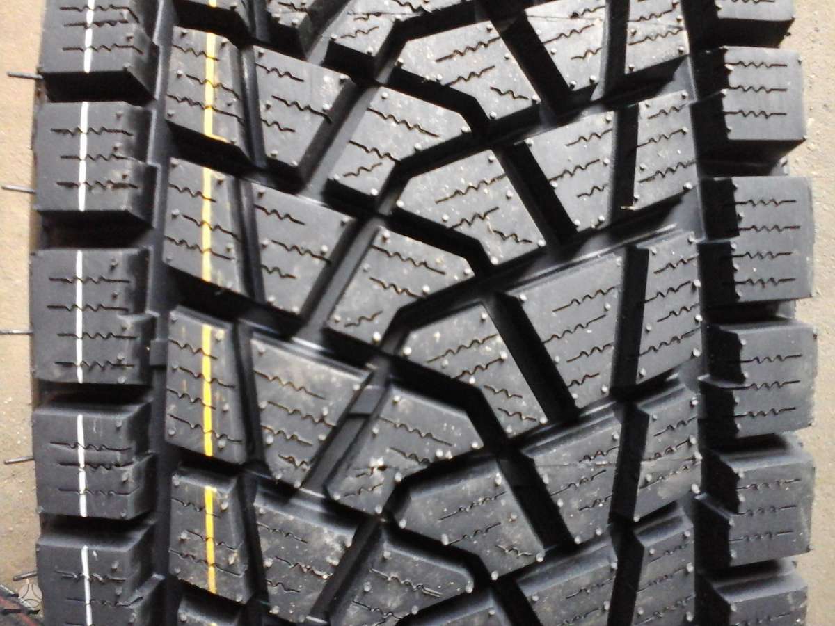 -Kita-, winter 235/60 R18