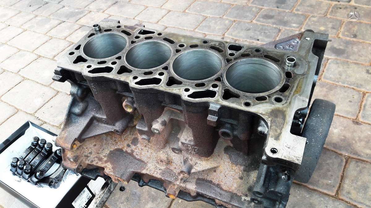 Ford Transit, P8FA, engine parts