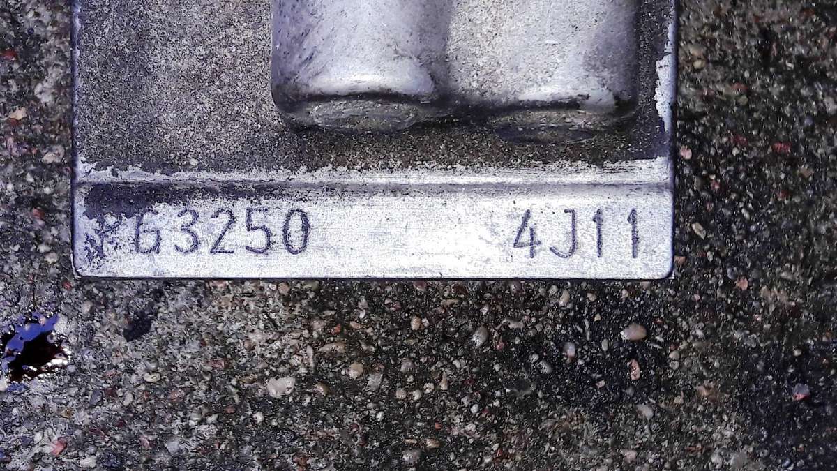 Mitsubishi Outlander, 4J11, engine parts