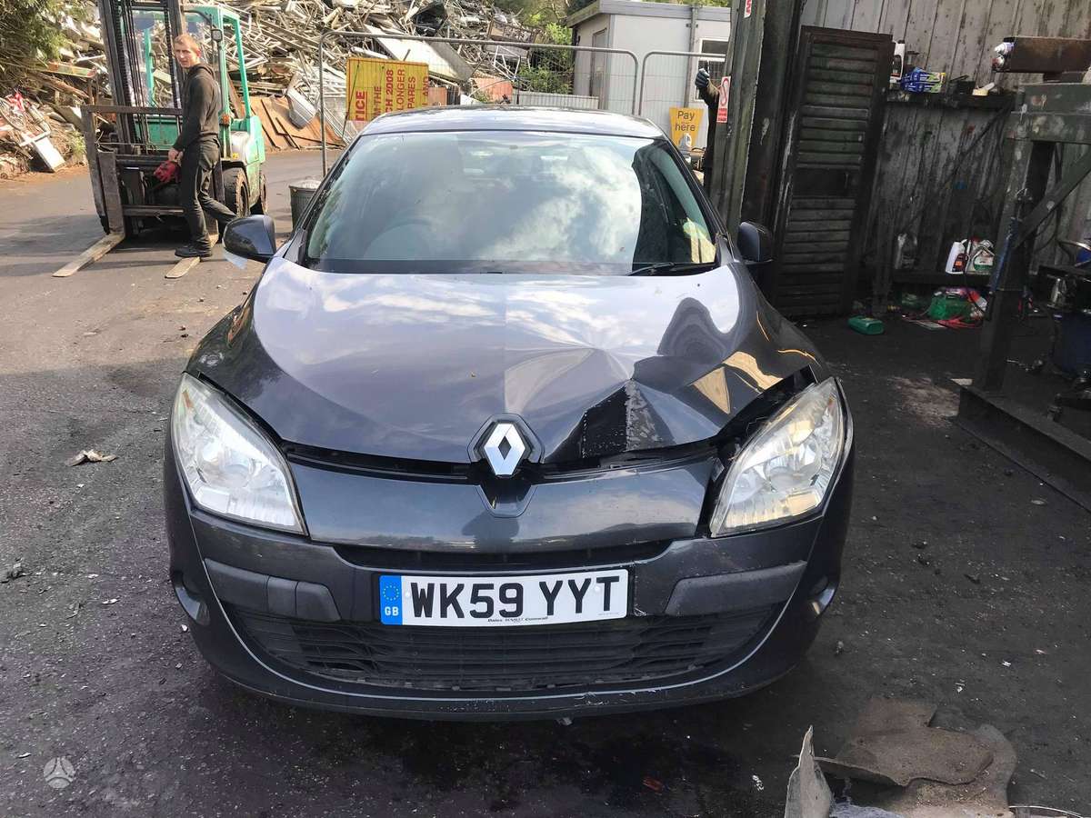 Renault Megane dalimis